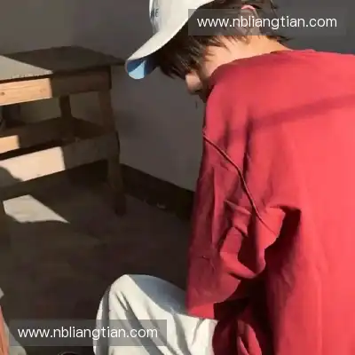 束嘉立